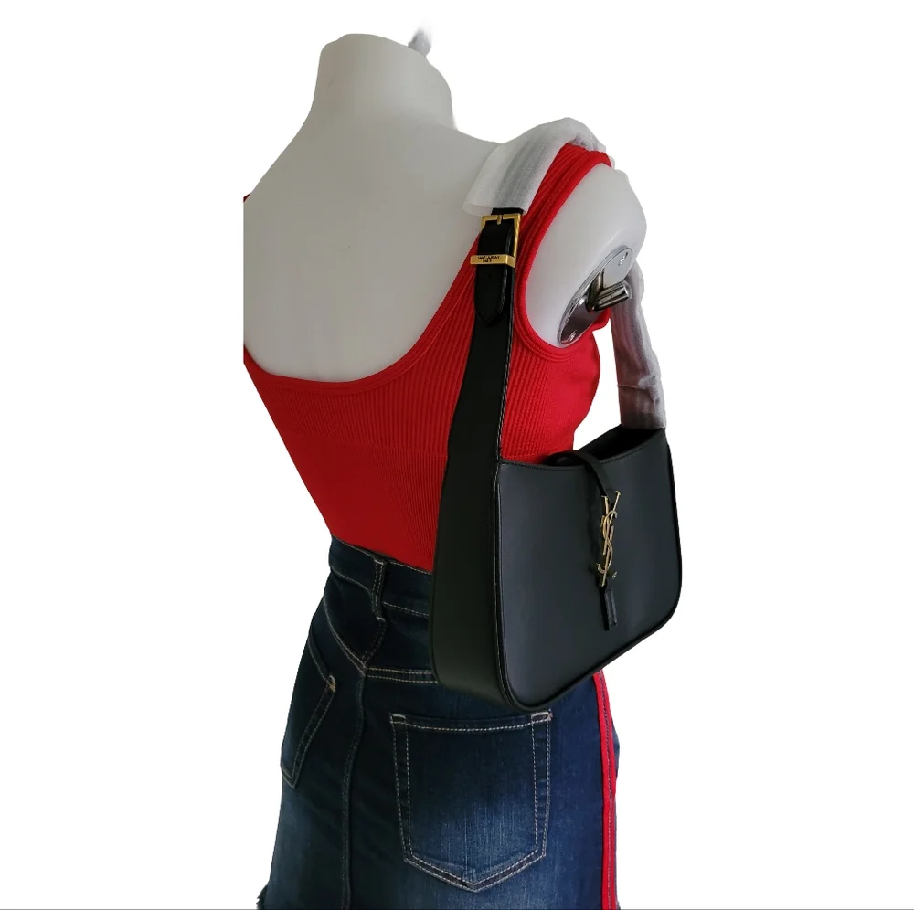 Saint Laurent Black Shoulder Bag - Picture 3 of 16